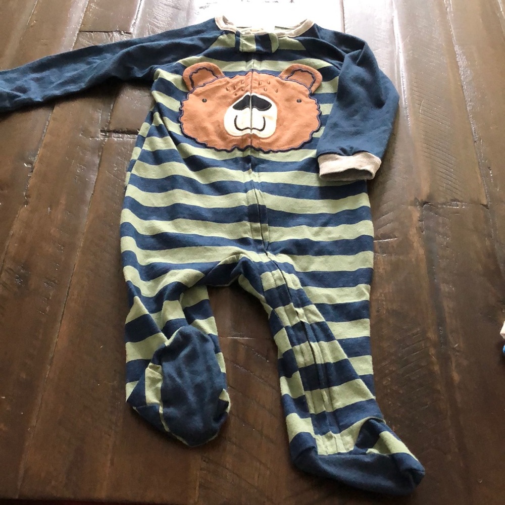 Gerber’s onesie 3-6 Mos.